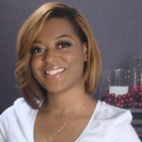 Ciauna Miller Headshot